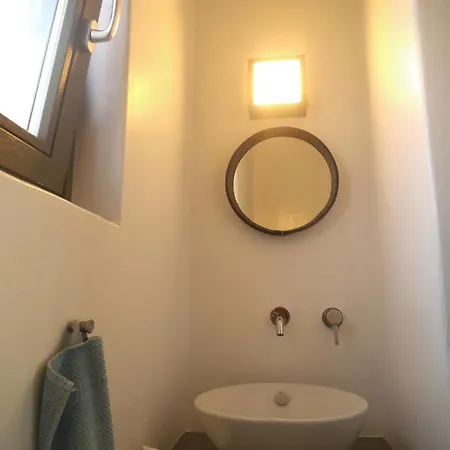 Handras-ulivo & Mandorlo, By Amorgos Homes * Αιγιάλη
