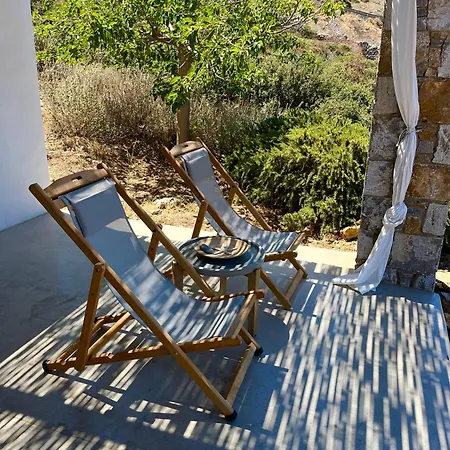 Handras-ulivo & Mandorlo, By Amorgos Homes *