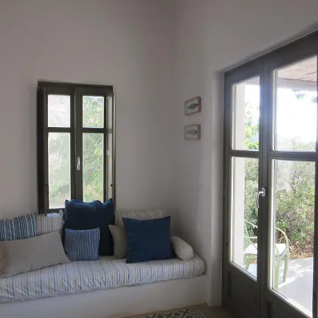 Handras-ulivo & Mandorlo, By Amorgos Homes 艾吉亚里